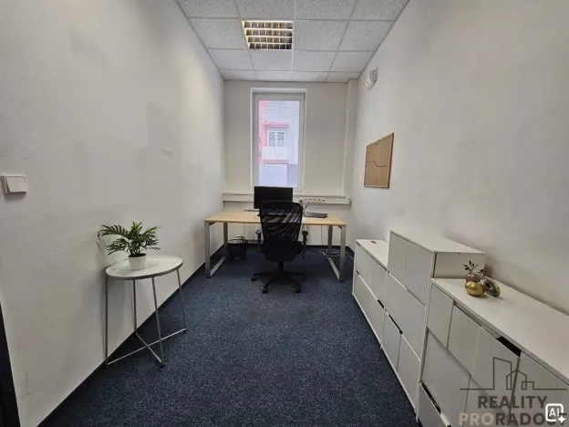 Pronájem kanceláře, Hodonín, Příční, 130 m2