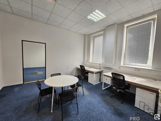 Pronájem kanceláře, Hodonín, Příční, 130 m2