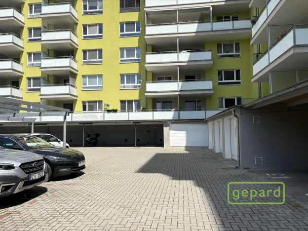 Prodej garážového stání, Olomouc, Janského, 13 m2