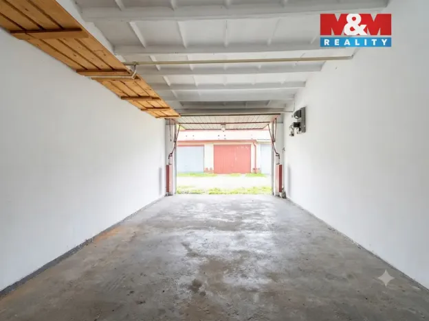 Pronájem garáže, Klatovy - Klatovy III, 18 m2