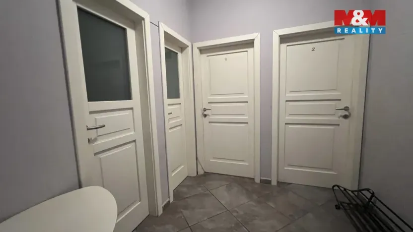 Pronájem ubytování, Veselí nad Lužnicí - Veselí nad Lužnicí I, náměstí T. G. Masaryka, 170 m2