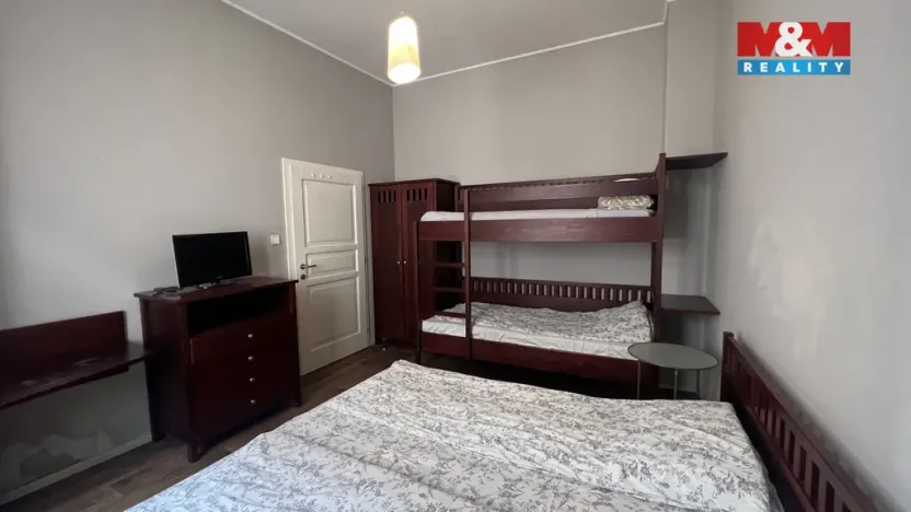 Pronájem ubytování, Veselí nad Lužnicí - Veselí nad Lužnicí I, náměstí T. G. Masaryka, 170 m2