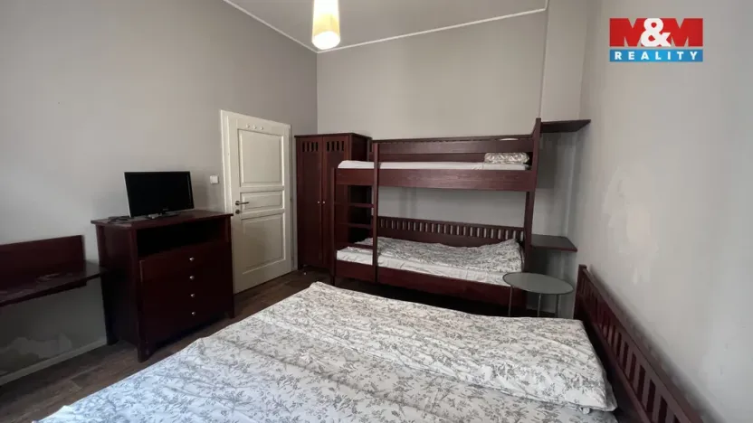 Pronájem ubytování, Veselí nad Lužnicí - Veselí nad Lužnicí I, náměstí T. G. Masaryka, 170 m2