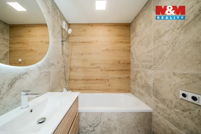 Prodej bytu 3+kk, Ostrava - Poruba, Charkovská, 58 m2