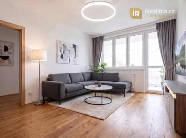 Prodej bytu 4+1, Mariánské Lázně - Úšovice, Hroznatova, 81 m2
