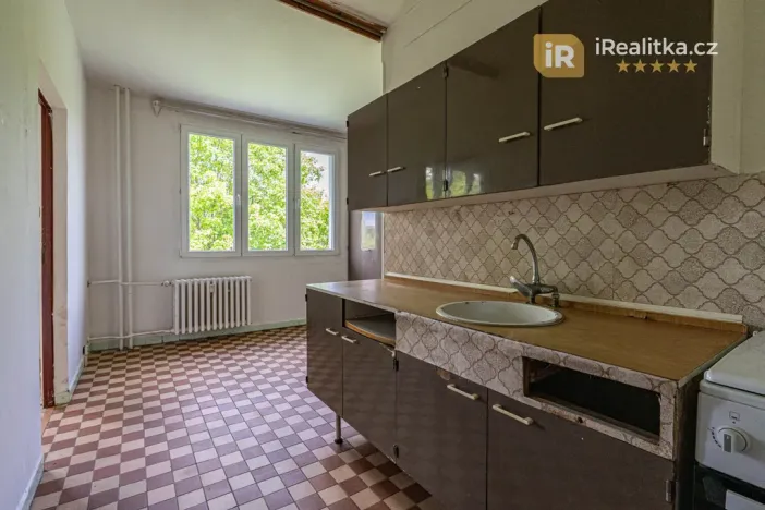 Prodej bytu 4+1, Mariánské Lázně - Úšovice, Hroznatova, 81 m2