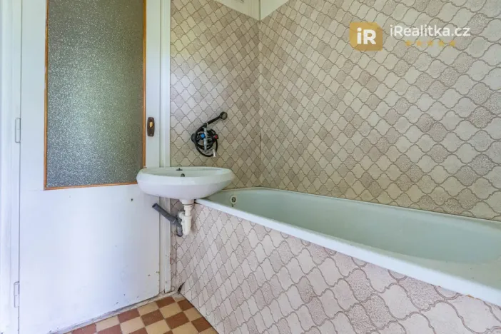 Prodej bytu 4+1, Mariánské Lázně - Úšovice, Hroznatova, 81 m2