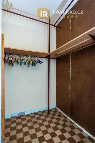 Prodej bytu 4+1, Mariánské Lázně - Úšovice, Hroznatova, 81 m2