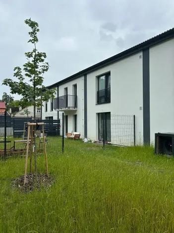 Pronájem bytu 2+kk, Milovice, Kaštanová, 49 m2