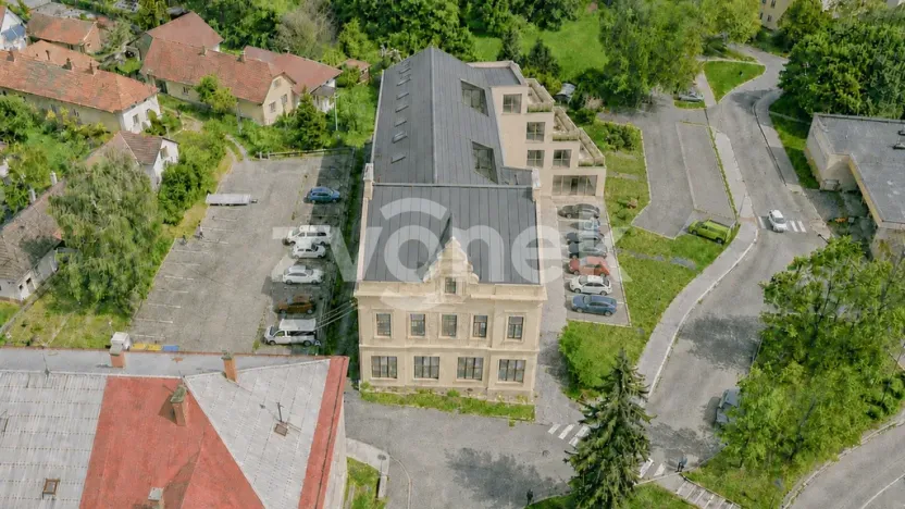Prodej bytu 2+kk, Vsetín, Horní náměstí, 70 m2