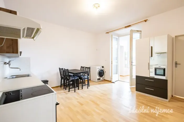 Pronájem bytu 2+kk, Praha - Libeň, Na Rokytce, 46 m2