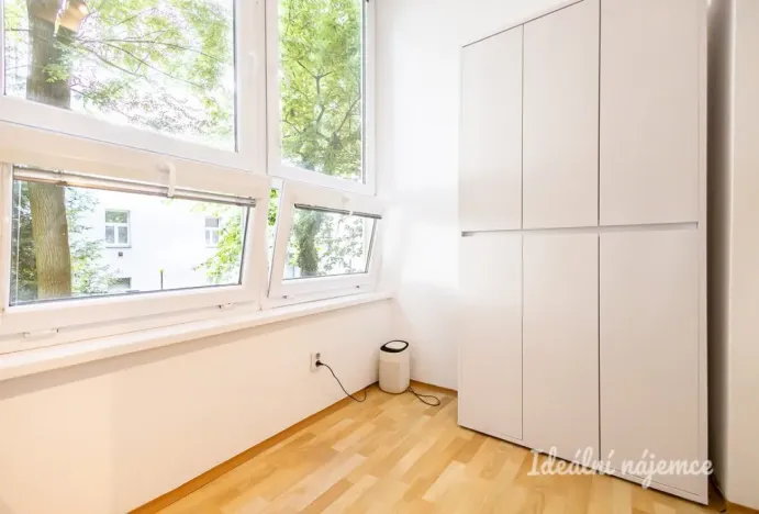 Pronájem bytu 2+kk, Praha - Libeň, Na Rokytce, 46 m2