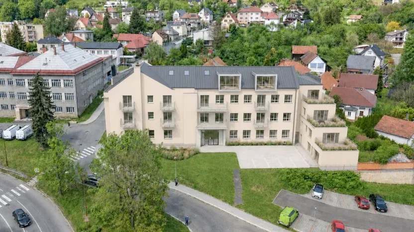 Prodej atypického bytu, Vsetín, Horní náměstí, 103 m2