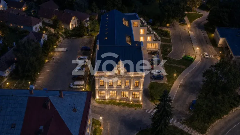Prodej bytu 3+kk, Vsetín, Horní náměstí, 80 m2