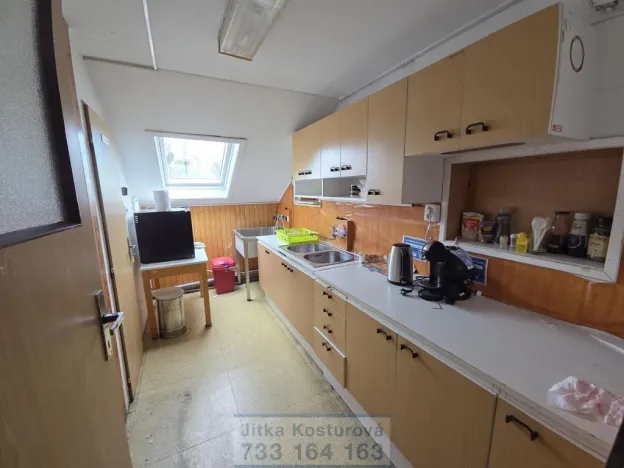 Pronájem obchodního prostoru, Krnov - Pod Cvilínem, Cvilínská, 117 m2