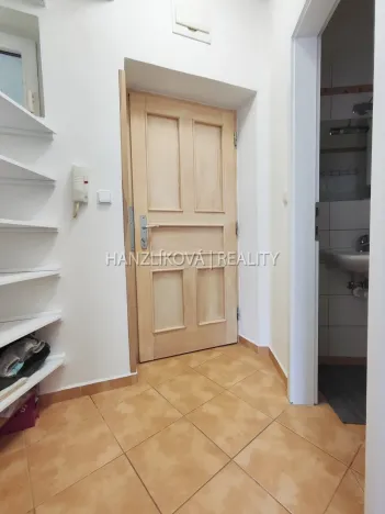 Pronájem bytu 1+kk, České Budějovice - České Budějovice 3, Lipenská, 27 m2