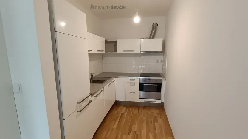 Prodej bytu 2+kk, Praha - Libuš, Božejovická, 57 m2