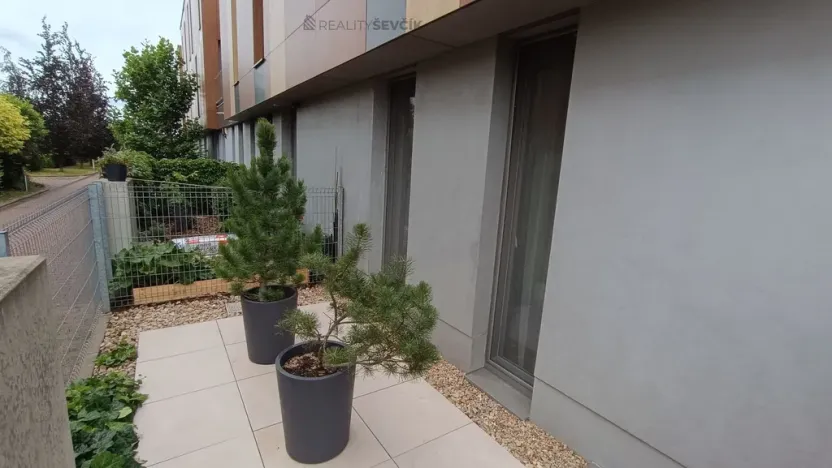 Prodej bytu 2+kk, Praha - Libuš, Božejovická, 57 m2