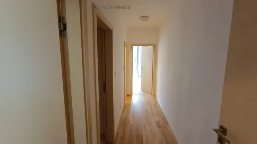Prodej bytu 2+kk, Praha - Libuš, Božejovická, 57 m2