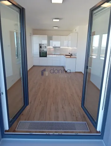 Pronájem bytu 2+kk, Praha, U Radosti, 58 m2