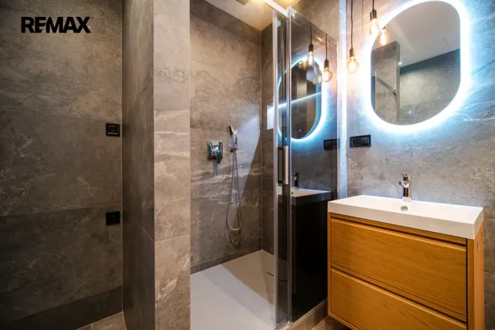 Pronájem bytu 2+kk, Praha - Braník, Branická, 39 m2