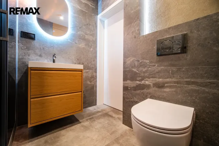 Pronájem bytu 2+kk, Praha - Braník, Branická, 39 m2