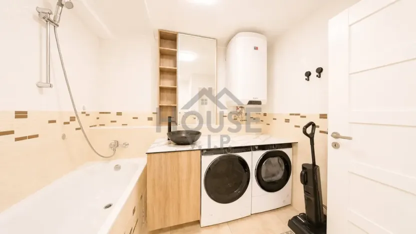 Prodej bytu 3+kk, Břežany II, 64 m2