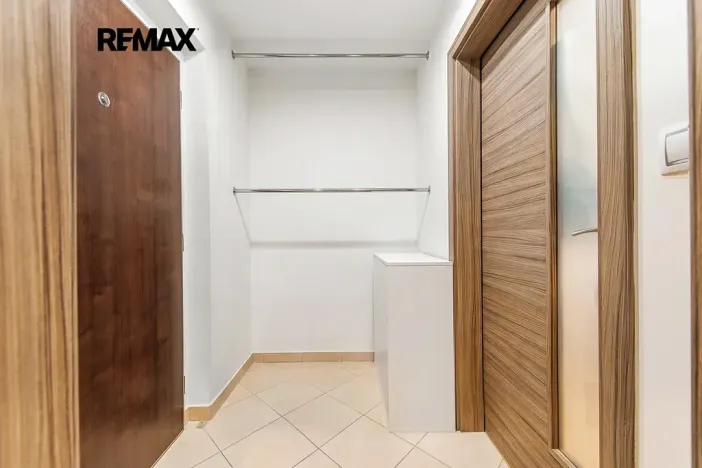 Prodej bytu 1+kk, Praha - Žižkov, Olšanská, 34 m2
