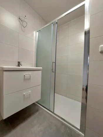Pronájem bytu 1+kk, Hradec Králové - Pražské Předměstí, Baarova, 33 m2