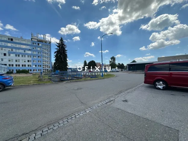 Pronájem skladu, Brno, Vídeňská, 1600 m2