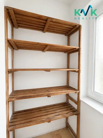 Pronájem bytu 2+1, Ostrov, Myslbekova, 58 m2