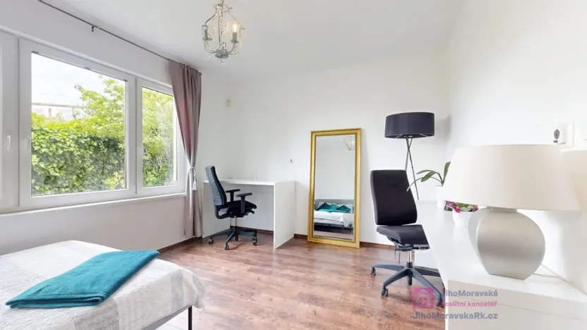 Prodej rodinného domu, Valtice, Lipová, 252 m2