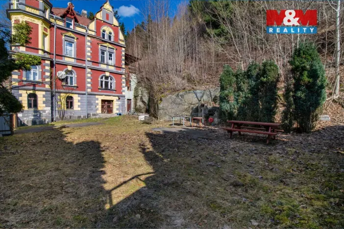 Prodej činžovního domu, Janov nad Nisou, 400 m2