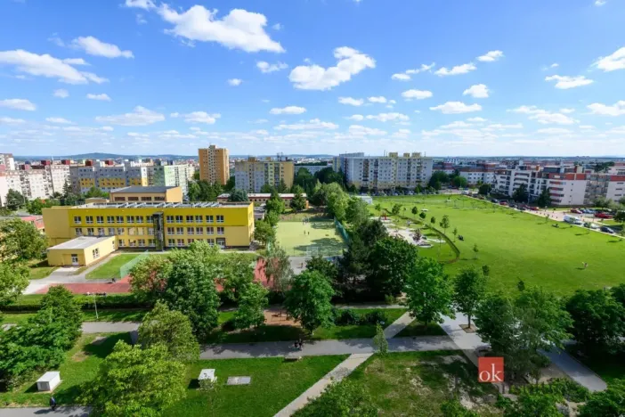 Prodej bytu 3+1, Plzeň, Hodonínská, 77 m2