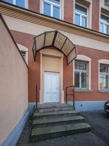 Pronájem obchodního prostoru, Praha - Vysočany, Pod pekárnami, 78 m2