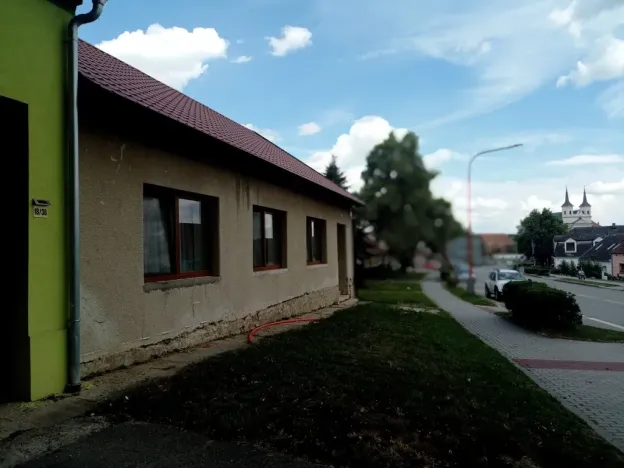 Prodej rodinného domu, Drnholec, nám. Svobody, 146 m2