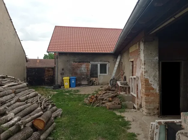 Prodej rodinného domu, Drnholec, nám. Svobody, 146 m2