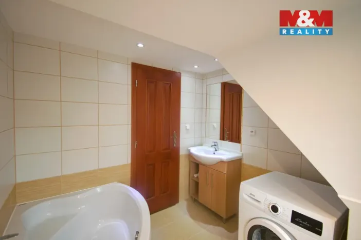 Prodej obchodního prostoru, Příbor, Místecká, 308 m2