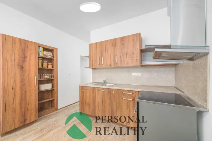 Pronájem bytu 1+1, Přelouč, Hradecká, 43 m2