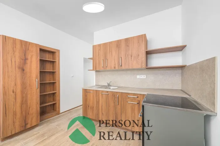 Pronájem bytu 1+1, Přelouč, Hradecká, 43 m2