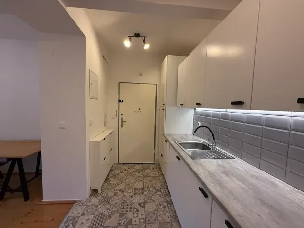 Pronájem bytu 1+kk, Praha - Nusle, Sdružení, 39 m2