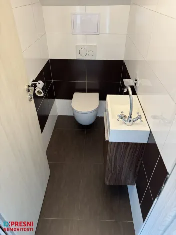 Prodej bytu 4+kk, Praha - Lochkov, K Lahovské, 99 m2