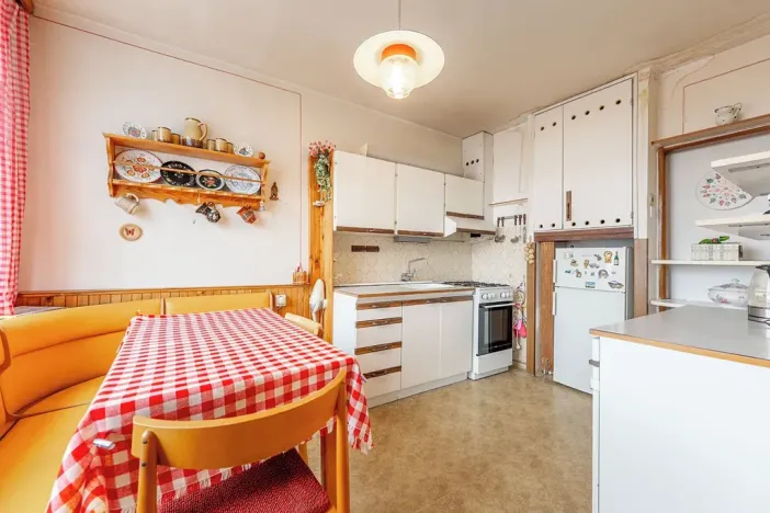 Prodej bytu 3+1, Praha - Prosek, Prosecká, 69 m2