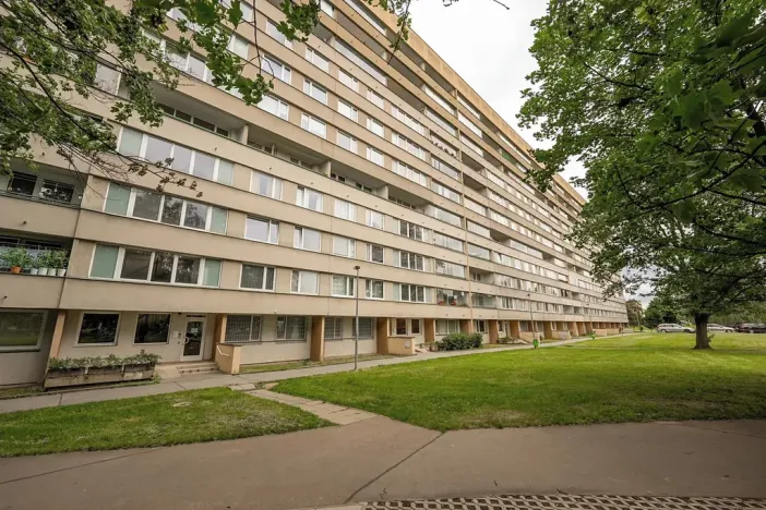 Prodej bytu 3+1, Praha - Prosek, Prosecká, 69 m2