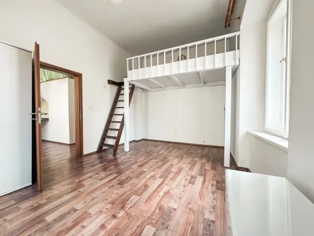 Pronájem bytu 2+kk, Praha - Žižkov, Jeronýmova, 40 m2