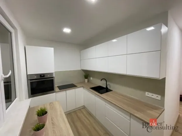 Pronájem bytu 2+1, Orlová - Lutyně, Mládí, 55 m2