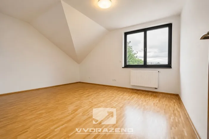 Prodej rodinného domu, Roztoky, 410 m2