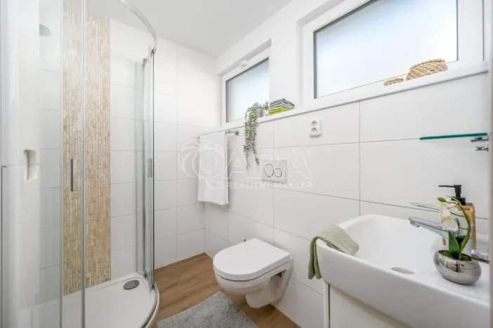 Pronájem bytu 3+kk, Praha - Hlubočepy, Pod Žvahovem, 70 m2