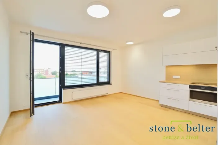 Pronájem bytu 1+kk, Praha - Malešice, Azzoniho, 36 m2