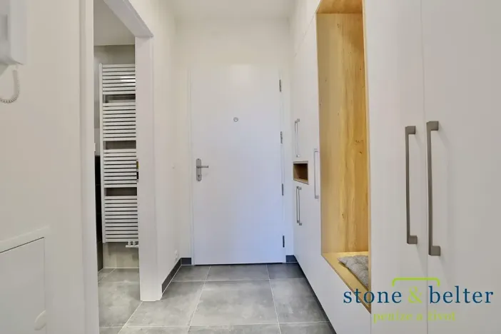 Pronájem bytu 1+kk, Praha - Malešice, Azzoniho, 36 m2